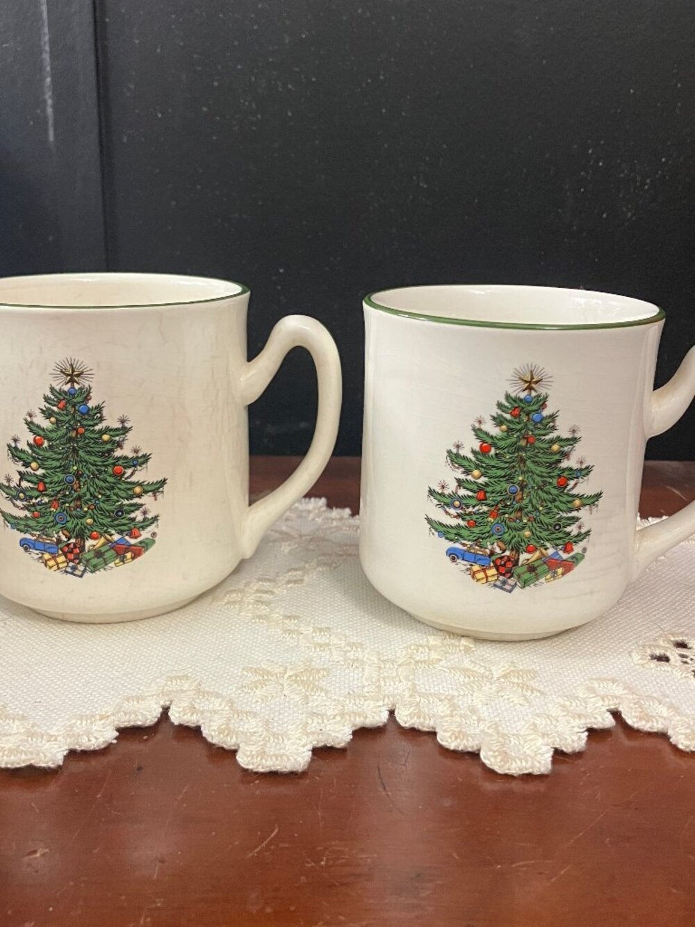 Set of 2 Vintage Cuthbertson Christmas Tree Mugs Narrow Green Band